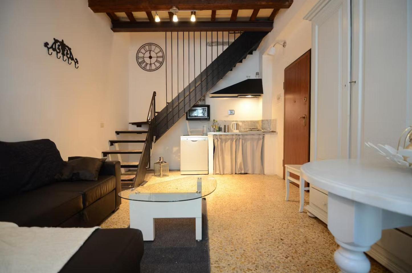 F1 - Santa Croce One Bedroom Apartment For Couples ฟลอเรนซ์ ภายนอก รูปภาพ